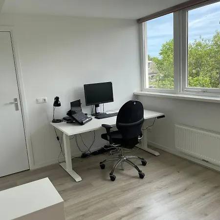 Fijn Gezinshuis Om Te Vieren Сasa de vacaciones Harderwijk