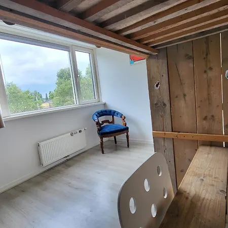 Fijn Gezinshuis Om Te Vieren * Harderwijk