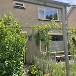 Fijn Gezinshuis Om Te Vieren 別荘